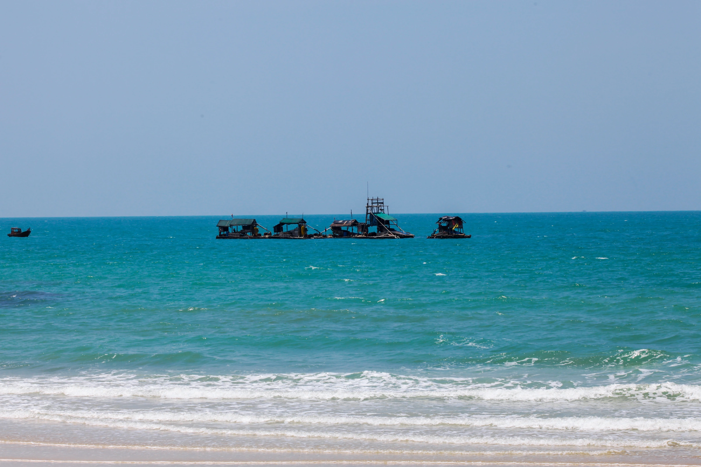 Parai_Beach[1].webp